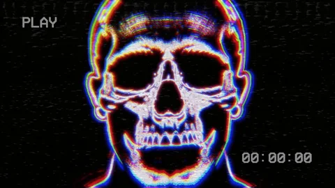 Anatomie de la Peur : Quand la nostalgie VHS devient le nouveau folklore de l&rsquo;effroi